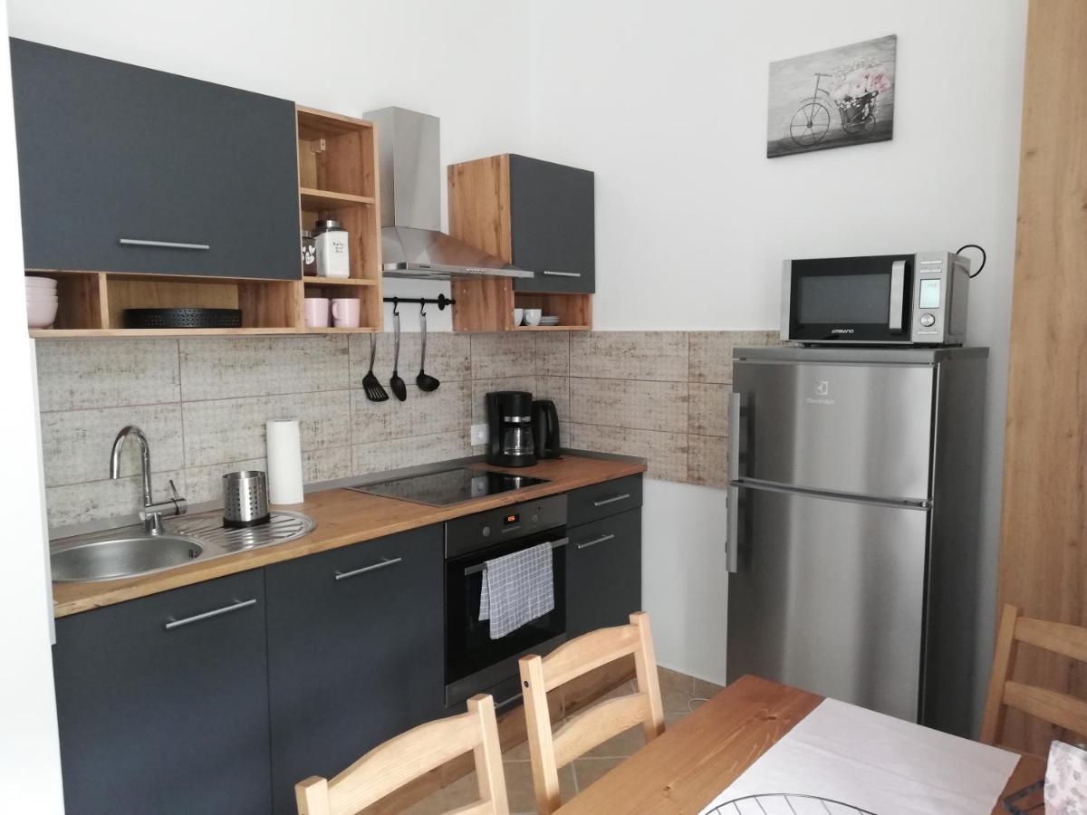 Gold 2 Apartman Шопрон Экстерьер фото